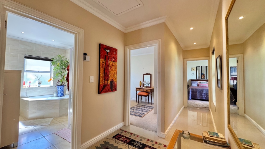 To Let 3 Bedroom Property for Rent in Fernwood Western Cape